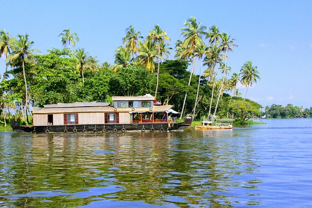 alleppey-2817032_640